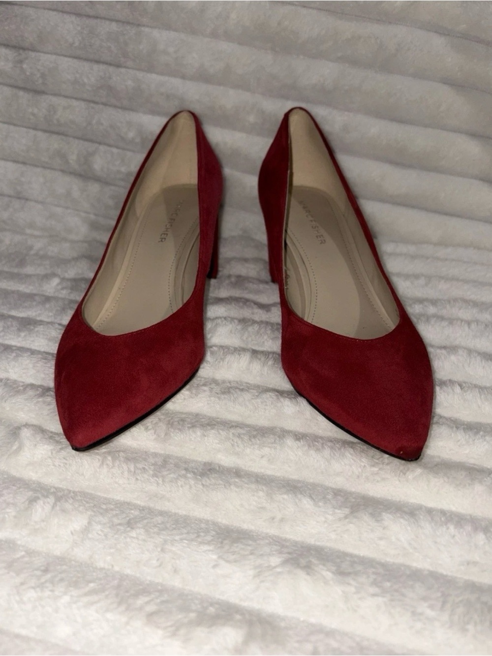 Marc Fisher Red Pointed-Toe Low Heels 7M